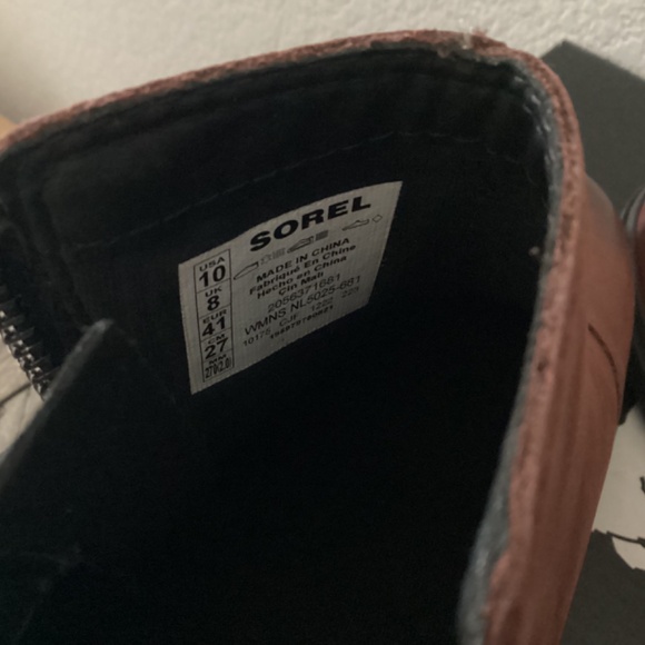 SOREL Evie II Zip Waterproof Ankle Boot (Women), size 10 - Picture 4 of 10